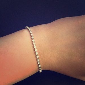Cubic zirconia‎ tennis bracelet